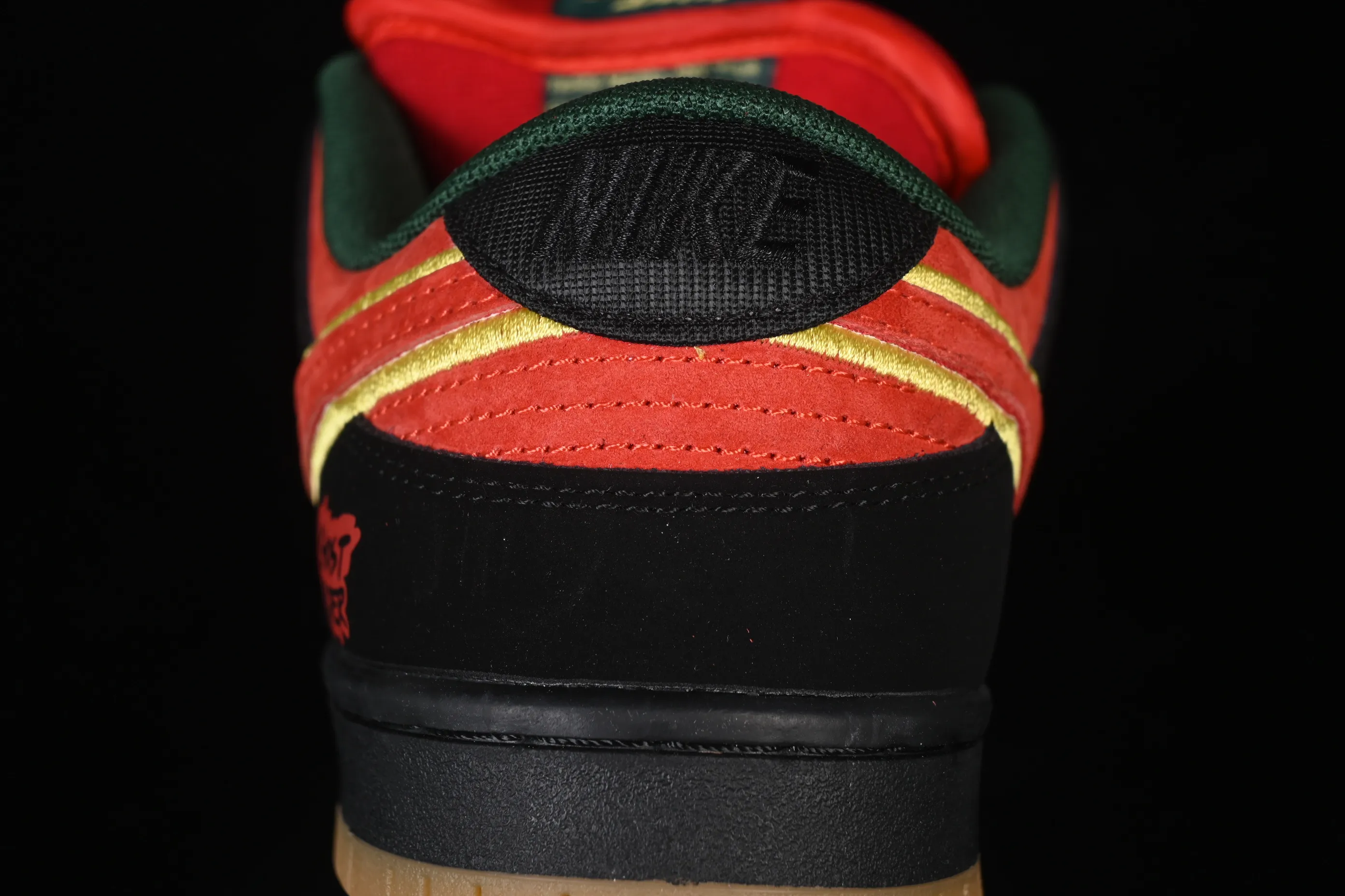 All Categories Nk SB Dunk Series Nk SB Dunk Low Low-top sneakers Nike SB Dunk Low Bloodline SB low-top casual sneakers FZ1287-300
